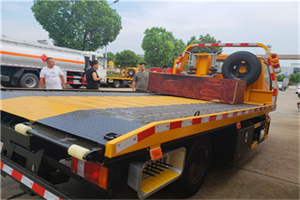 安县附近拖车电话号码服务